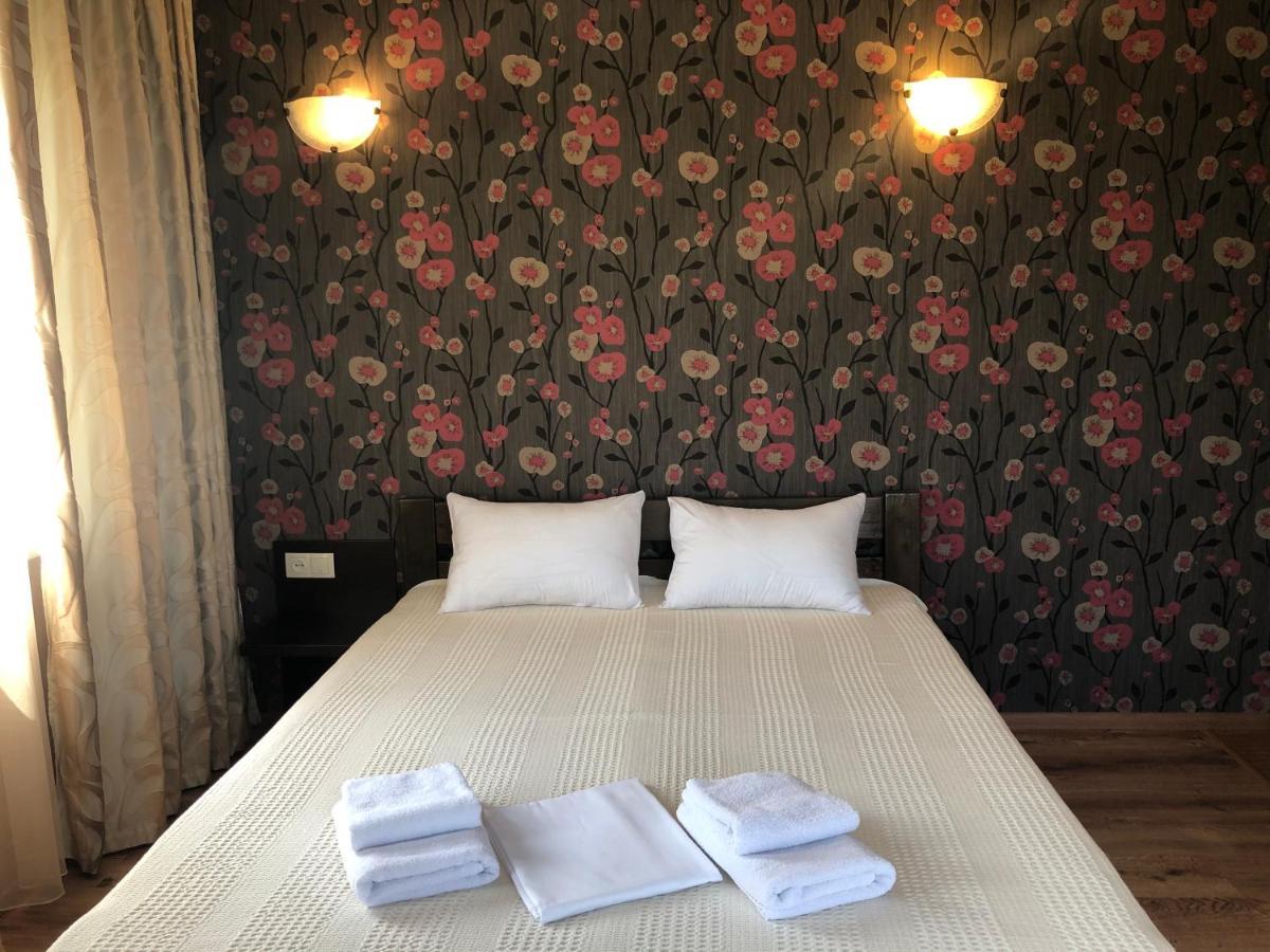 Gosti Hotel Odessa Exterior photo